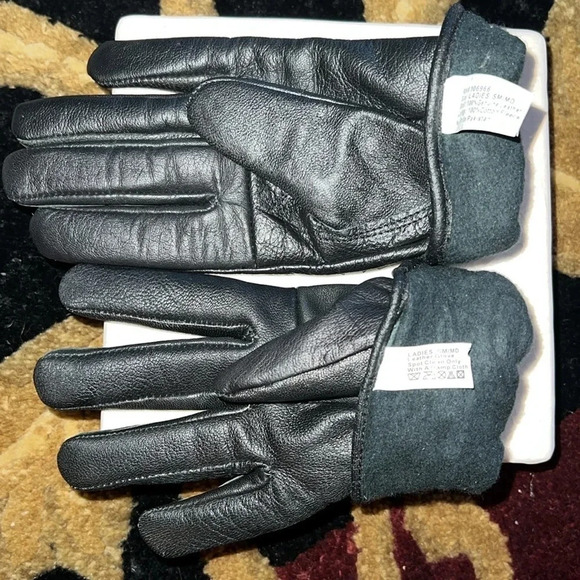 Women’s Black Leather Driving Gloves Size Small - Picture 7 of 8